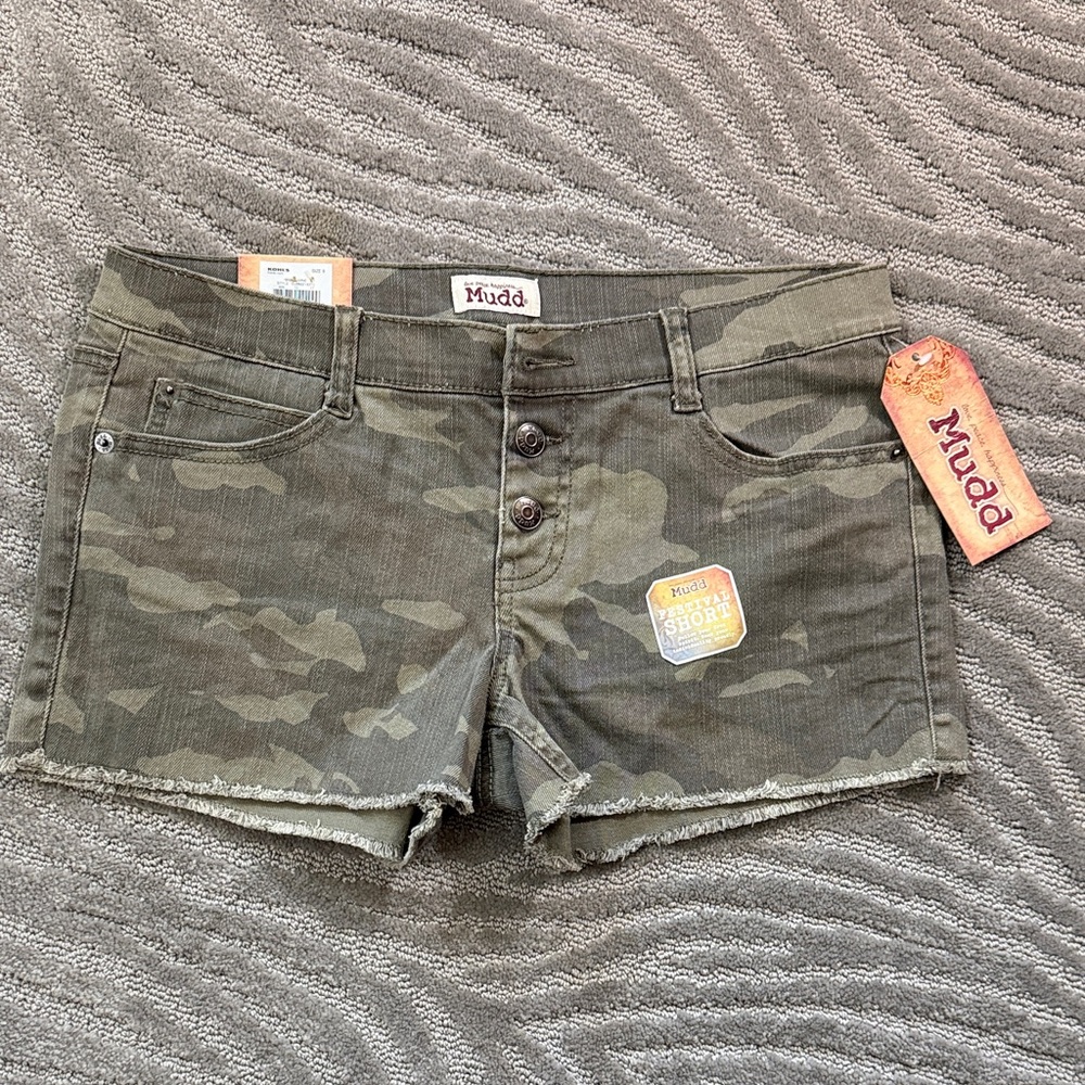 Mudd Women's Green Camouflage Jean Shorts